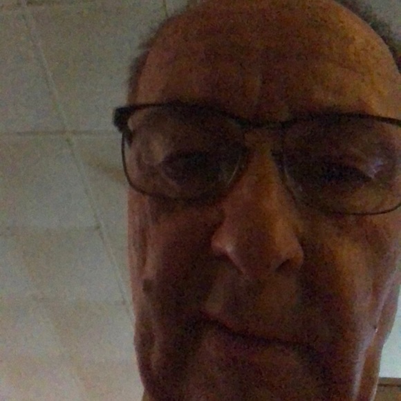 Meet your Posher, Stephen - Picture 1 of 1